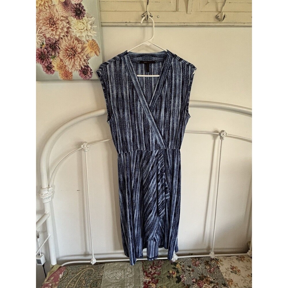 BCBG Max azria Blue Stripe Wrap Side Dress Small Minimalist Academia Teachercore